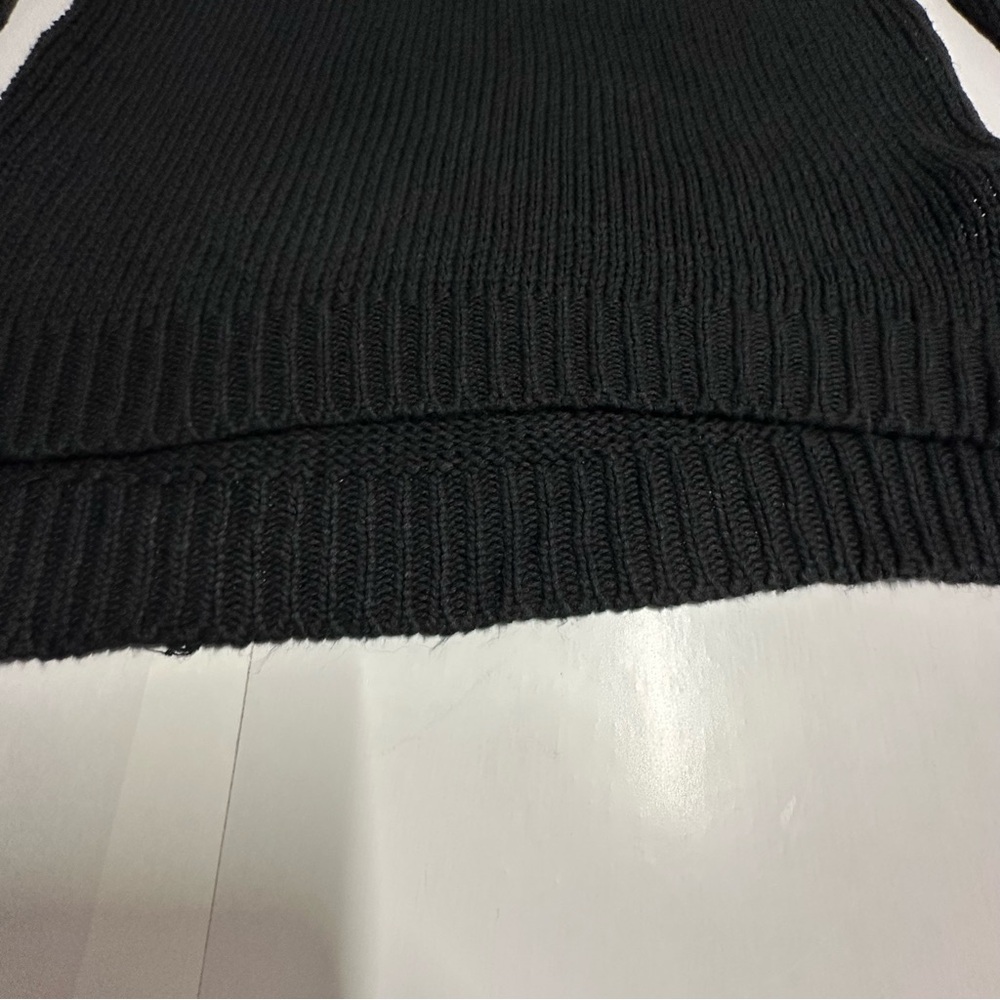 Alya‎ women’s size medium cable knit sweater V-neck with crisscross front black - Picture 9 of 10